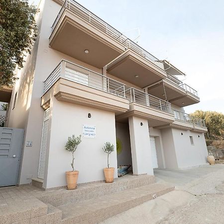Kalavria Luxury Suites - Magnificent Sea View Of Poros Poros Town Zewnętrze zdjęcie