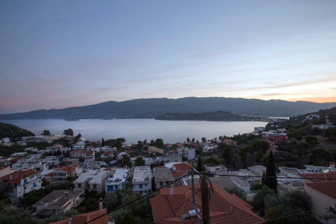 Kalavria Luxury Suites - Magnificent Sea View Of Poros Poros Town Zewnętrze zdjęcie