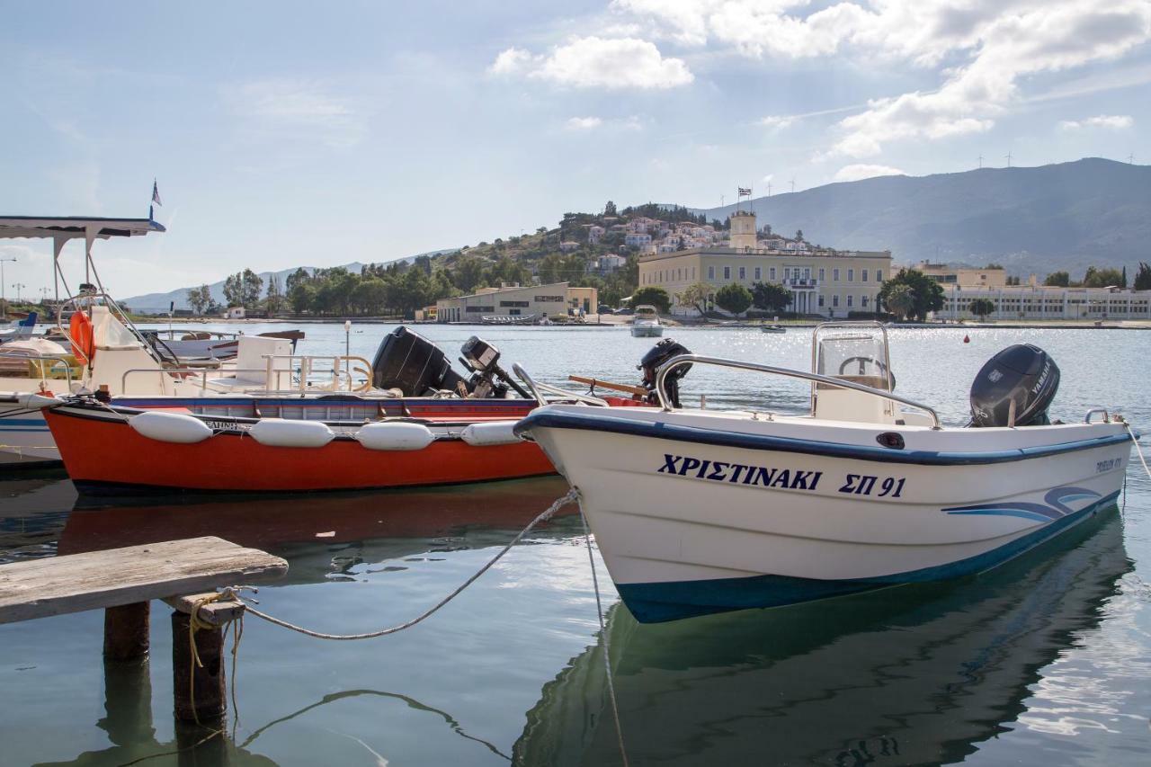 Kalavria Luxury Suites - Magnificent Sea View Of Poros Poros Town Zewnętrze zdjęcie