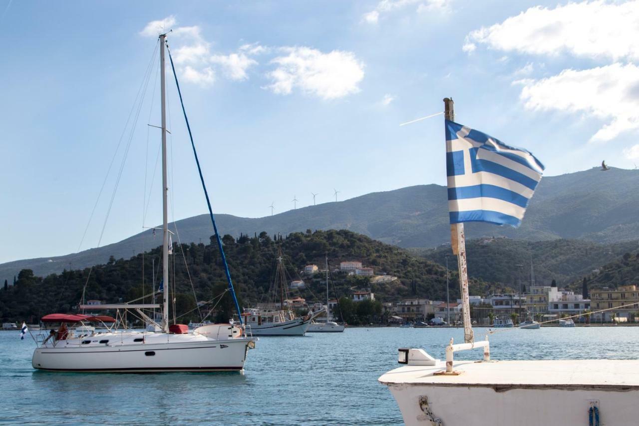 Kalavria Luxury Suites - Magnificent Sea View Of Poros Poros Town Zewnętrze zdjęcie