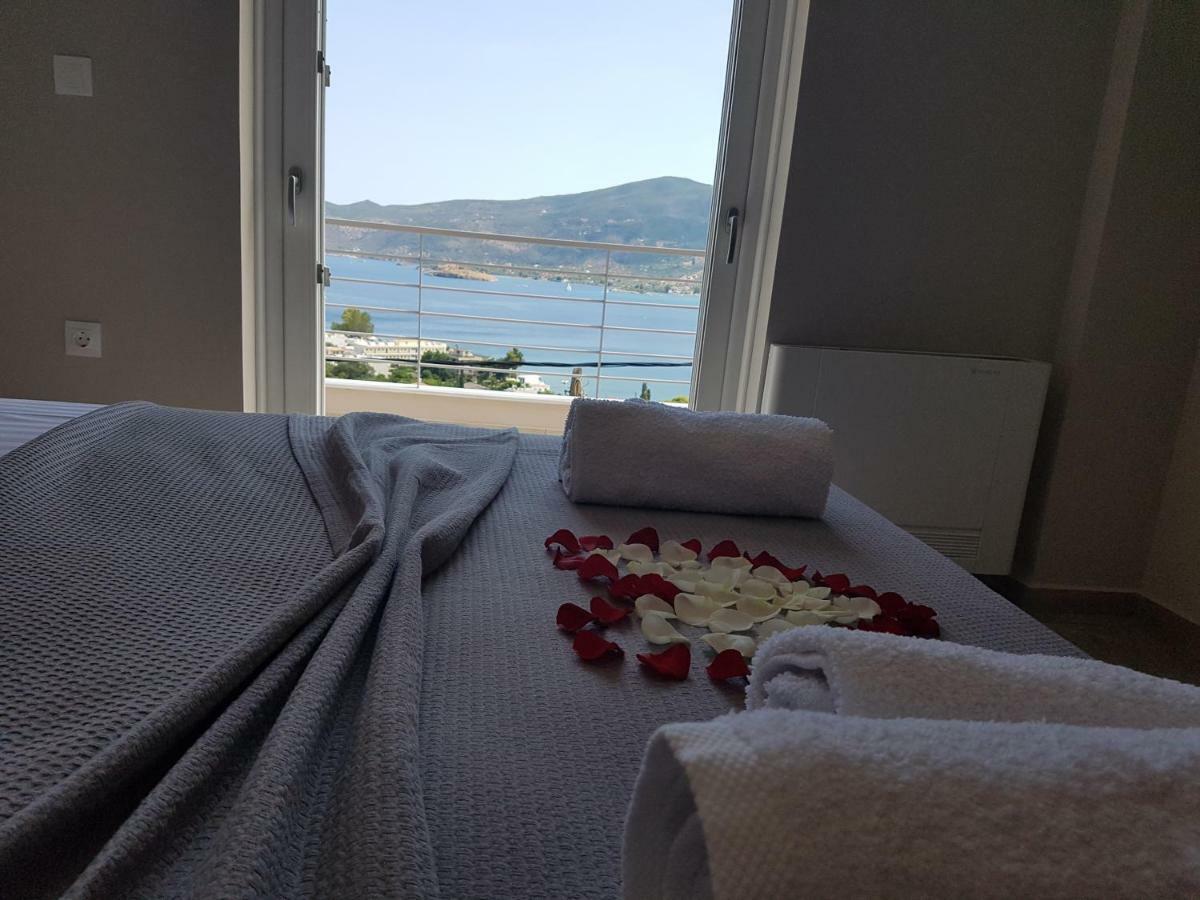 Kalavria Luxury Suites - Magnificent Sea View Of Poros Poros Town Zewnętrze zdjęcie